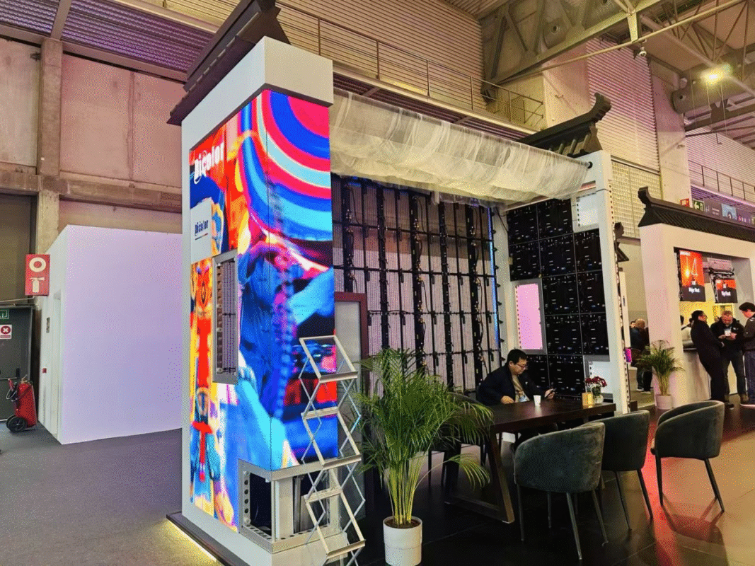 สรุปเทรนด์เทคโนโลยีจอ LED ที่น่าจับตา