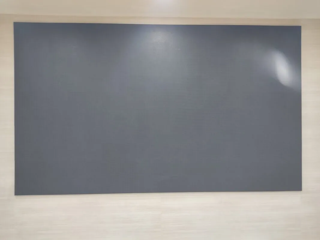 ผลงานติดตั้งจอ LED Wall คุณภาพสูงเสร็จสมบูรณ์ในห้องประชุม โรงพยาบาลศรีสังวรสุโขทัย โดยบริษัท Zeuscorp