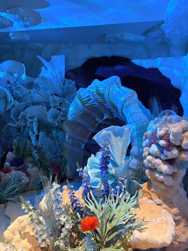 ระบบไฟและมัลติมีเดียติดตั้งเสร็จสมบูรณ์ เสริมภาพลักษณ์ที่ทันสมัยให้ร้านคาราวะซูชิ โดย Zeuscorp