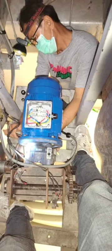 ขั้นตอนการซ่อมแซมและเปลี่ยนอุปกรณ์ระบบ Rigging มอเตอร์รอกไฟฟ้า เพื่อความปลอดภัยในการใช้งาน ณ มหาวิทยาลัยกรุงเทพ โดย zeuscorp